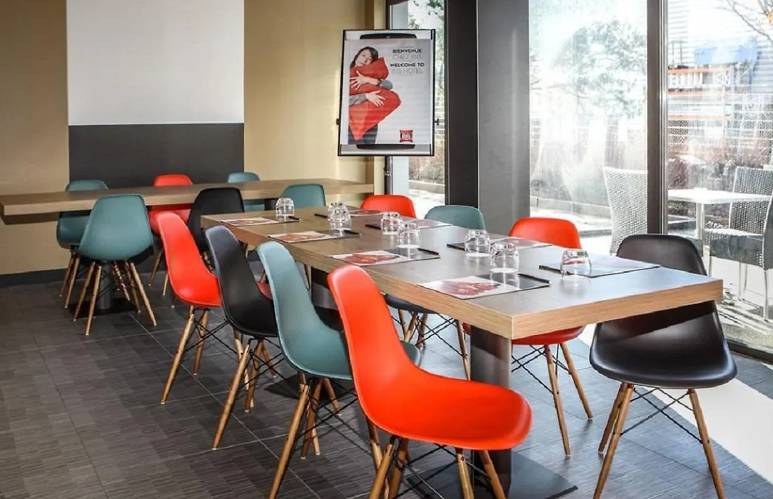 Ibis Saint-Genis-Pouilly Geneve Hotel