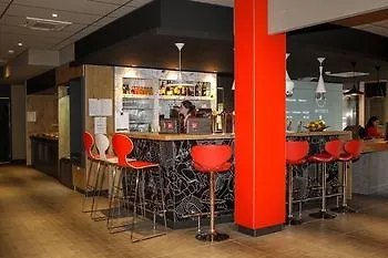 Ibis Saint-Genis-Pouilly Geneve Hotel
