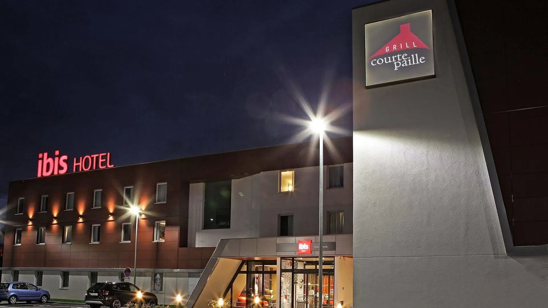 Hotel Ibis Saint-Genis-Pouilly Genève 3*,  Francia