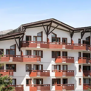 Lejlighedshotel Pierre & Le Britania, La Tania